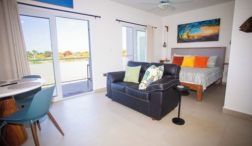 Estudio estándar, 1 cama de matrimonio, vistas a la piscina