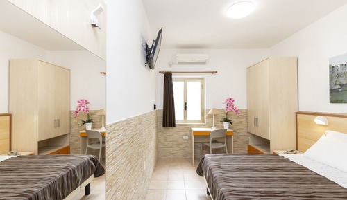 Habitación Confort doble, vistas al jardín