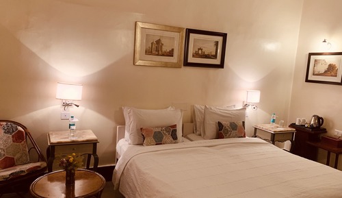 Habitación Deluxe con 1 cama doble o 2 individuales
