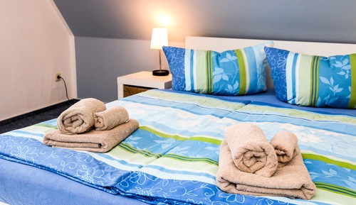 Apartamento de diseño, 2 habitaciones (incl. 60 EUR cleaning fee)