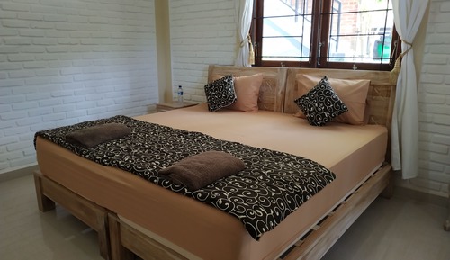Habitación estándar con 1 cama doble o 2 individuales, 1 habitación, no fumadores, vistas al jardín