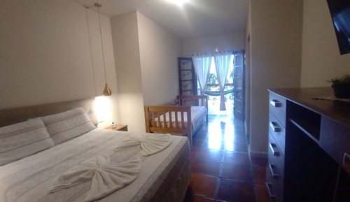 Habitación triple, vistas al mar, planta baja (7)