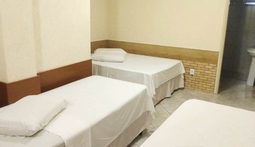Habitación cuádruple estándar, varias camas