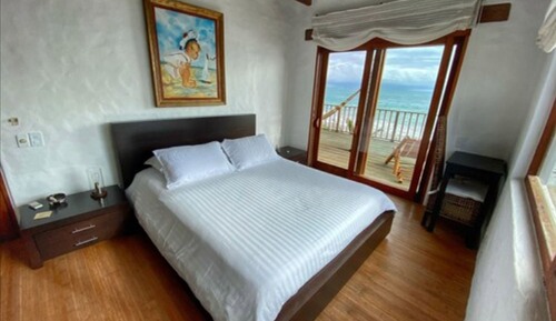Casa Deluxe