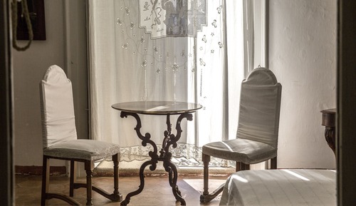 Apartamento familiar, balcón, entresuelo