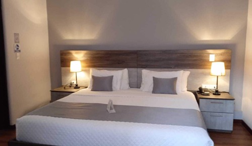 Habitación doble, 1 cama de matrimonio grande
