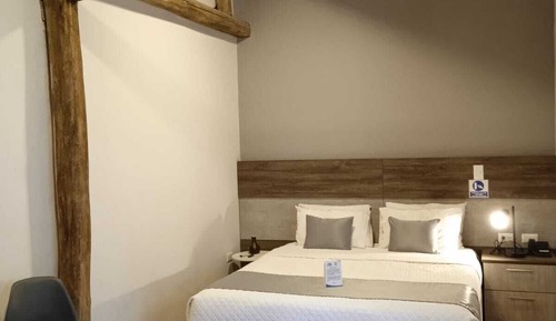 Habitación doble superior, 1 cama de matrimonio, vistas al jardín