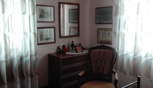 Habitación con 2 camas individuales