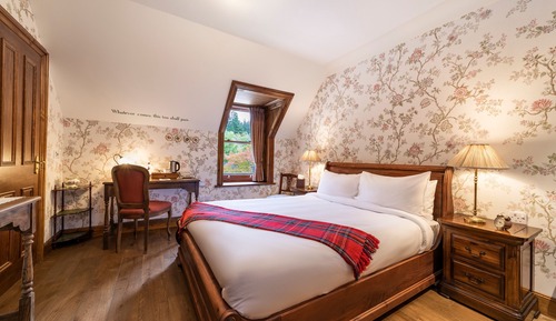 Classic Manor Double - Pet friendly