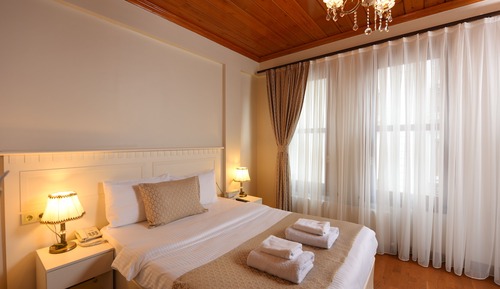 Habitación estándar con 1 cama doble o 2 individuales