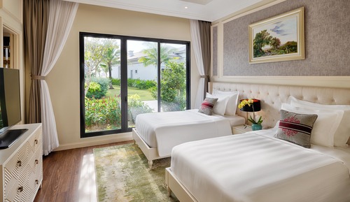 Four Bedroom Villa - Private Pool - Safari Park Access (1 day)