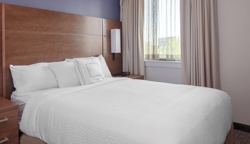 Estudio, 1 cama de matrimonio grande con sofá cama