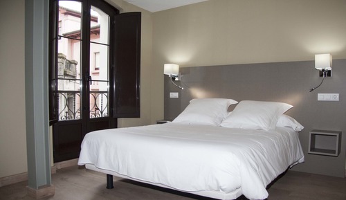 Habitación con 1 cama doble o 2 individuales