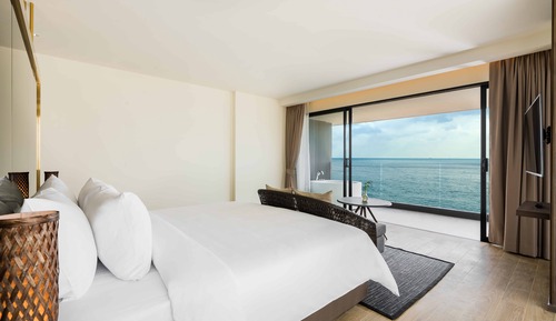 Ocean Suite Skybath