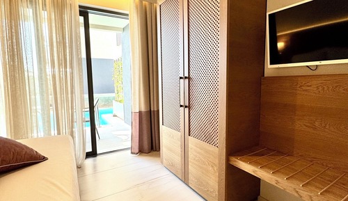 Serenity Suite Pool Access