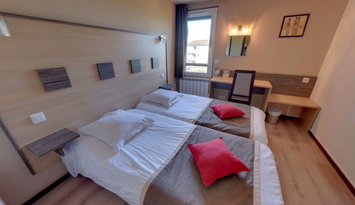 Habitación con 2 camas individuales