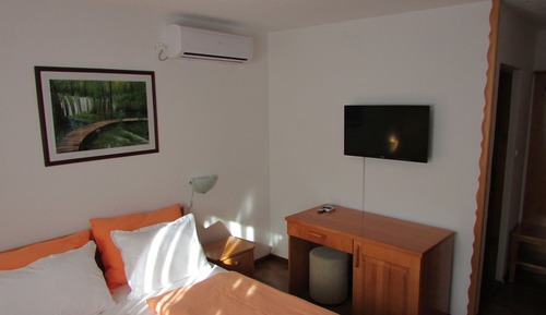 Standard Double Room, 1 Queen Bed, Mountain View