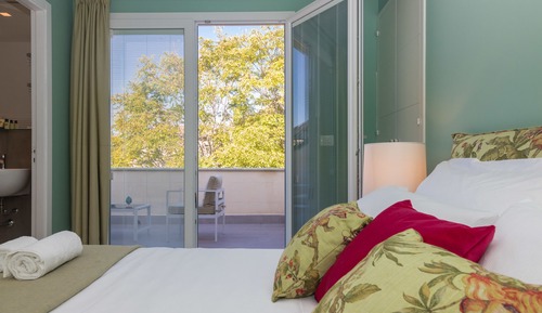 Suite junior, 1 cama de matrimonio, terraza, vistas a la ciudad (Porta Felice A)