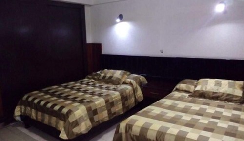 Habitación doble, 2 camas dobles, no fumadores, vistas a la ciudad