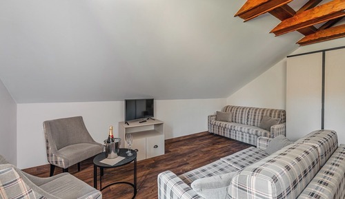 Habitación familiar (2 Adults + 2 Children)