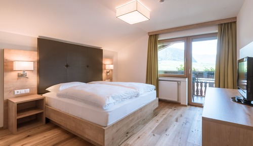 Apartamento, 2 habitaciones, 2 baños, vistas a la montaña