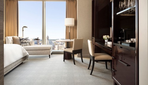 Habitación Deluxe, 1 cama de matrimonio grande, vistas a la ciudad
