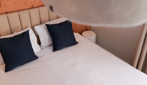 Habitación Confort con 1 cama doble o 2 individuales