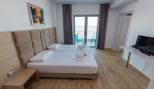 Habitación familiar, 2 habitaciones, balcón, vistas al mar