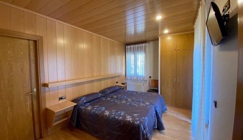Habitación con 1 cama doble o 2 individuales