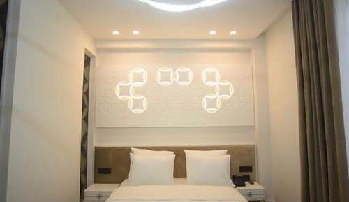 Habitación individual estándar, 1 cama de matrimonio grande, no fumadores, vistas a la ciudad