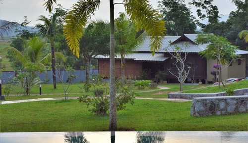 Villa (Kayu)