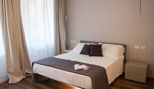 Habitación Deluxe doble, 1 cama de matrimonio, no fumadores, vistas a la ciudad (M deluxe)