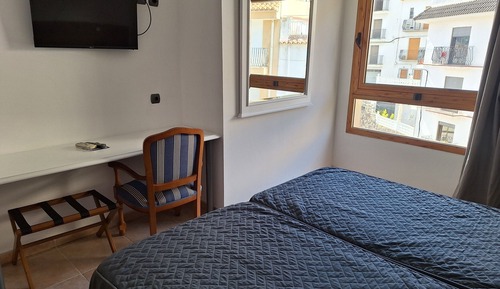 Habitación con 1 cama doble o 2 individuales