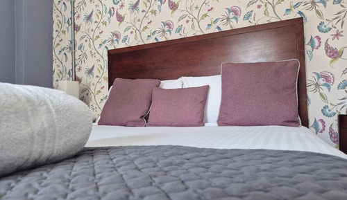 Habitación estándar doble, 1 cama de matrimonio grande, no fumadores