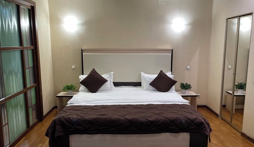 Habitación de lujo, 1 cama de matrimonio grande, no fumadores, vistas a la montaña