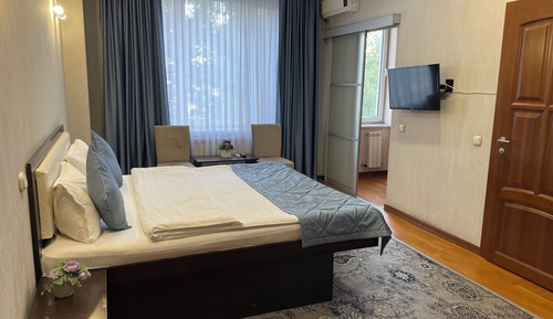 Habitación estándar doble, 1 cama de matrimonio, no fumadores, vistas a la ciudad