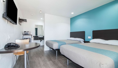 Habitación Deluxe, 2 camas dobles, fumadores, frigorífico y microondas