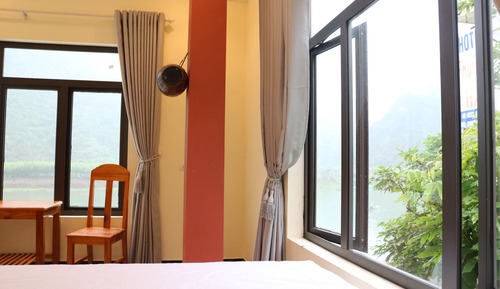 Habitación Deluxe doble, vistas a la montaña (or River View)