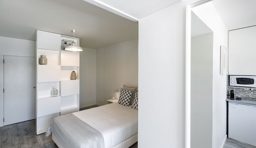 Suite estudio Deluxe, 1 cama doble, no fumadores, vistas a la ciudad