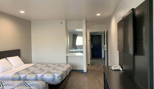 Habitación estándar, 2 camas de matrimonio, no fumadores, frigorífico y microondas