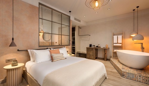 Romantic Room with Bathtub
