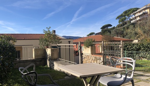 Apartamento, 1 habitación, en la zona del jardín