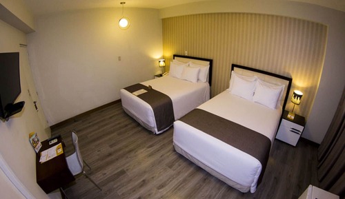 Habitación estándar con 2 camas individuales