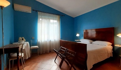 Habitación Confort doble, 1 cama de matrimonio, baño privado