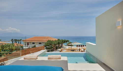 Suite superior, piscina privada, vistas al mar