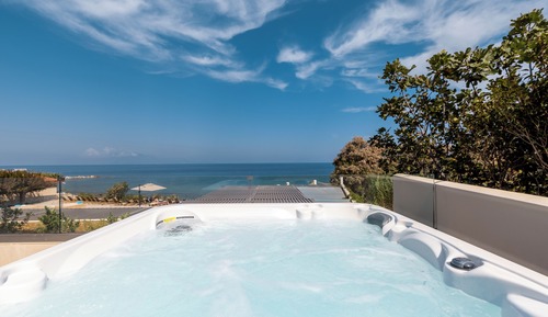 Suite ejecutiva, bañera, vistas al mar