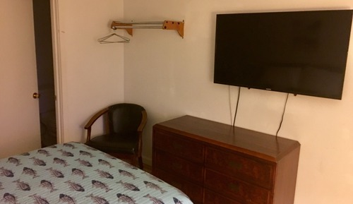Habitación económica, 1 cama de matrimonio, no fumadores, vistas a la piscina