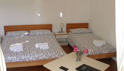 Habitación triple, bañera