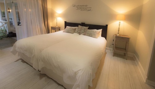 Habitación de lujo con 2 camas individuales