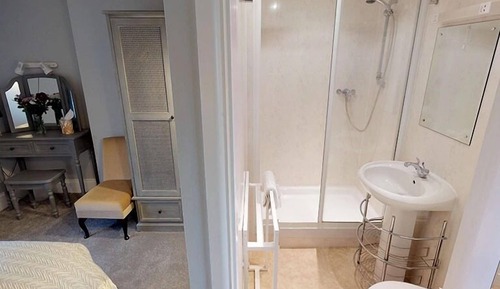 Habitación de lujo doble, baño privado, vistas al mar (Midships King)
